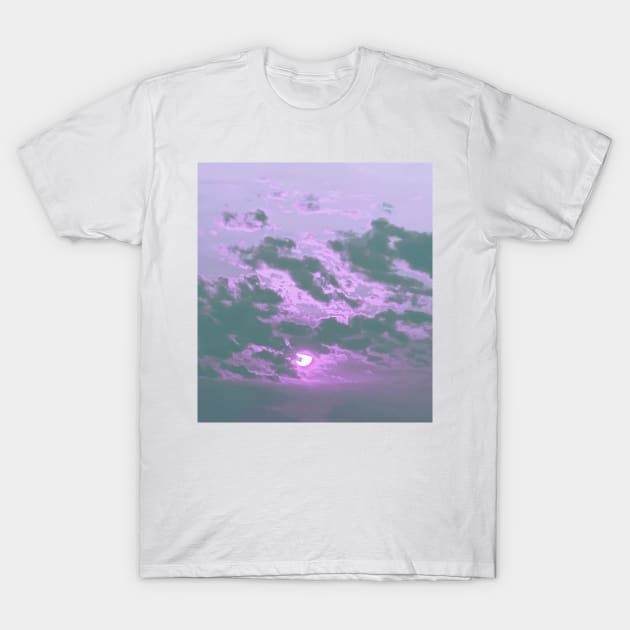 L o F i  a e s t h e t i c sunset T-Shirt by lofi_retrowave